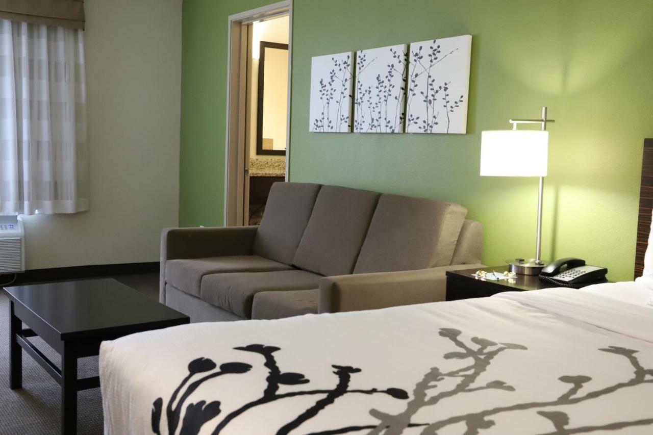 Sleep Inn & Suites Belmont - St. Clairsville Eksteriør billede